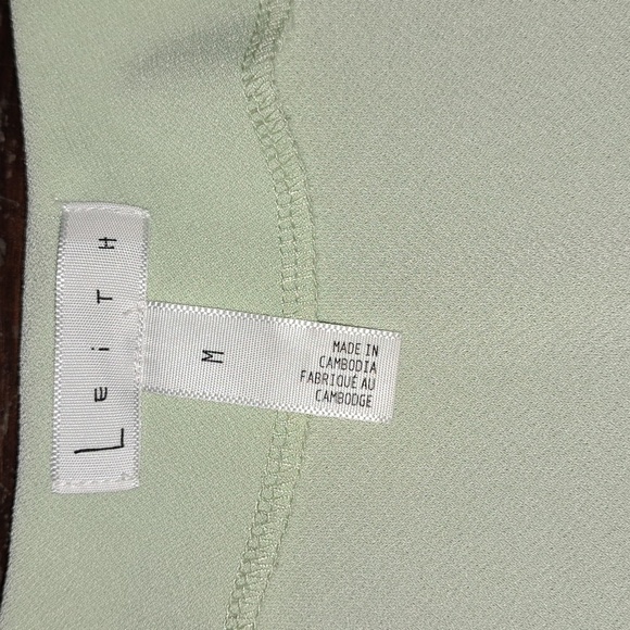 Leith Sleeveless Blouse Pale Green Size Medium - Picture 3 of 6